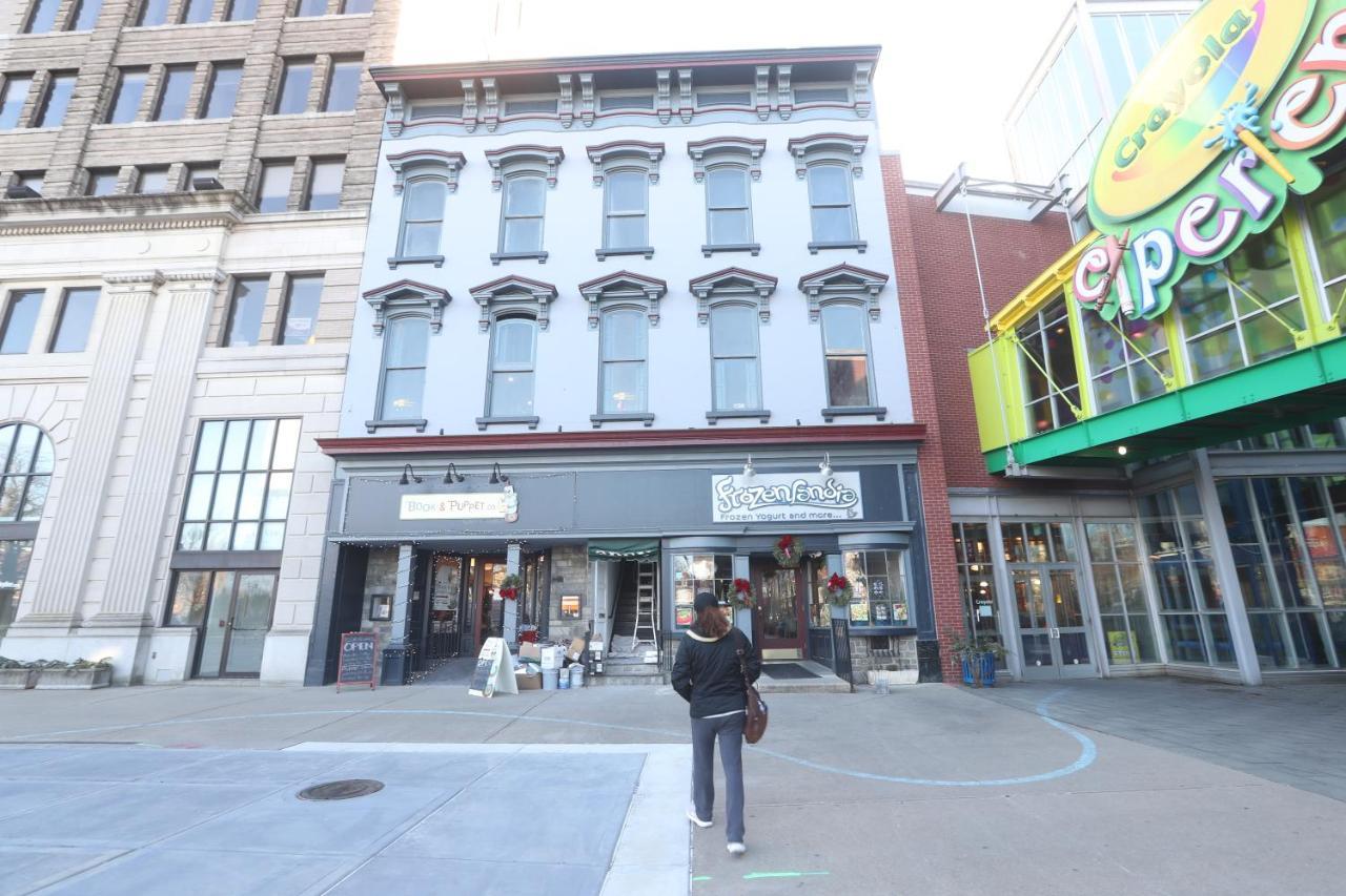 Downtown Easton Apartment Exterior photo